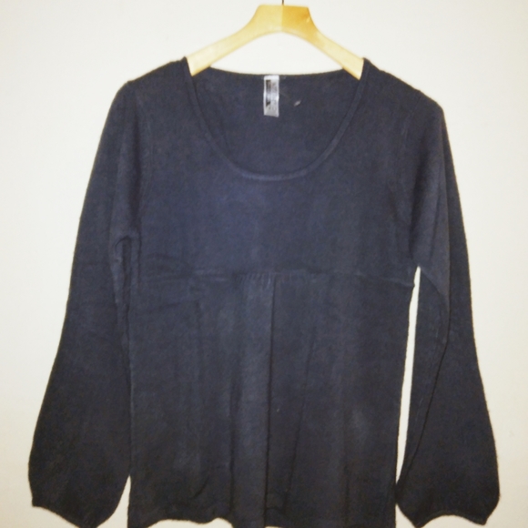 Azur collection's bell sleeve lightweight sweater NWOT - Picture 10 of 12